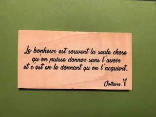 hylarion-cartes-le-bonheur-est-souvent-carte-bois-citation image 1