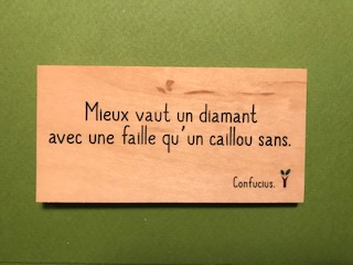 hylarion-cartes-diamant-avec-faille-carte-en-bois-citation image 1