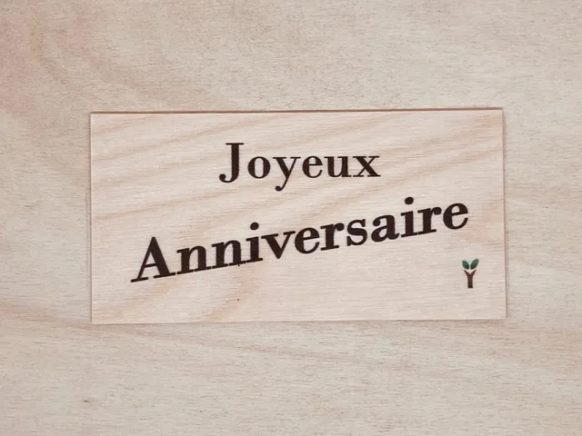 hylarion-cartes-joyeux-anniversaire-noir-carte-bois image 1