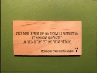 hylarion-cartes-carte-en-bois-effort-satisfaction image 1