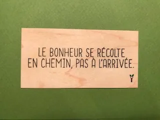 hylarion-cartes-carte-en-bois-bonheur-se-r-colte-en-chemin image 1