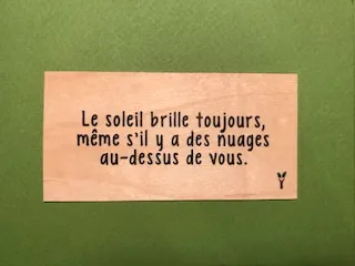 hylarion-cartes-le-soleil-brille-toujours-carte-message image 1