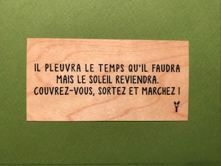 hylarion-cartes-soleil-reviendra-carte-en-bois-soutien image 1