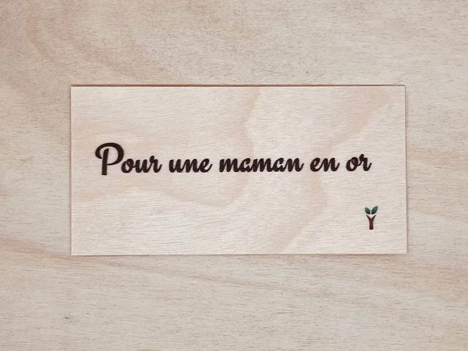 hylarion-cartes-pour-une-maman-en-or-carte-bois-maman image 1