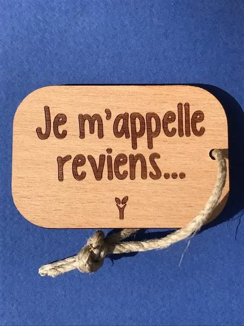 hylarion-porte-cl-s-je-m-appelle-reviens-porte-cl-bois image 1