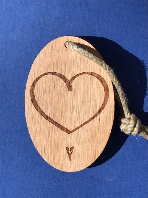 hylarion-porte-cl-s-coeur-porte-cl-s-bois-6x4-cm-massif image 1