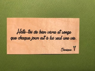 hylarion-cartes-carte-en-bois-bien-vivre-chaque-jour image 1