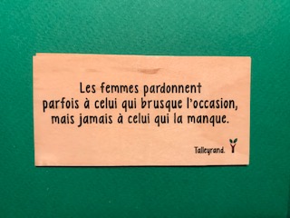 hylarion-cartes-femmes-pardonnent-carte-bois-10x5-cm image 1