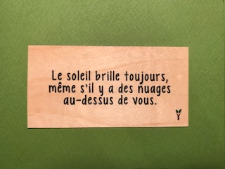 hylarion-cartes-le-soleil-brille-toujours-carte-message image 1