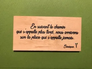 hylarion-cartes-chemin-plus-tard-carte-bois-message-proverbe image 1