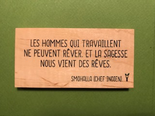 hylarion-cartes-les-hommes-qui-travaillent-carte-bois image 1