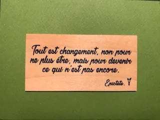 hylarion-cartes-tout-est-changement-carte-bois-citation image 1