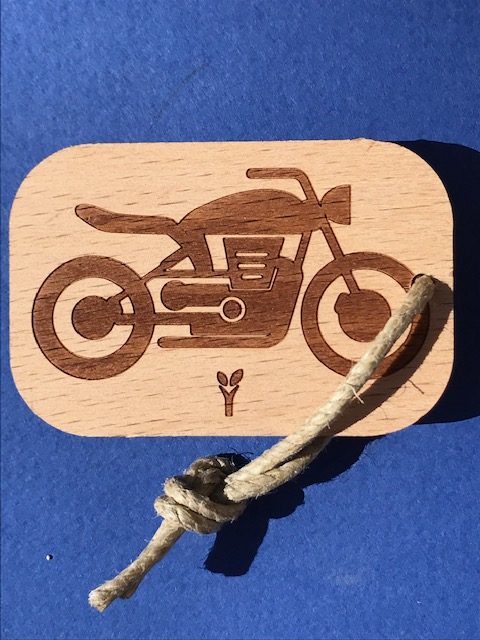 hylarion-porte-cl-s-moto-porte-cl-bois-6x4 image 1