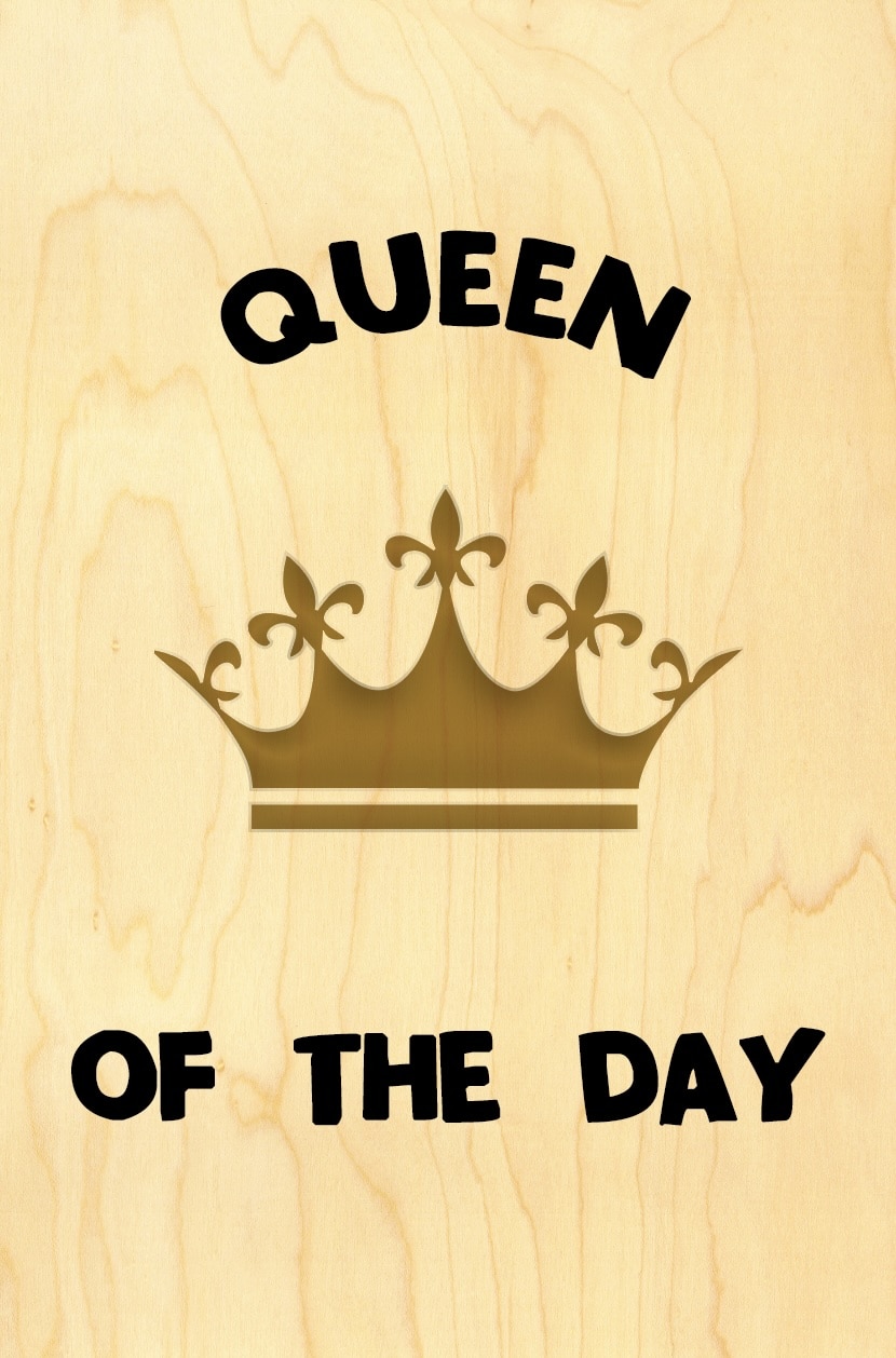 hironwoods-happy-birthday-queen-carte-anniversaire-bois image 1