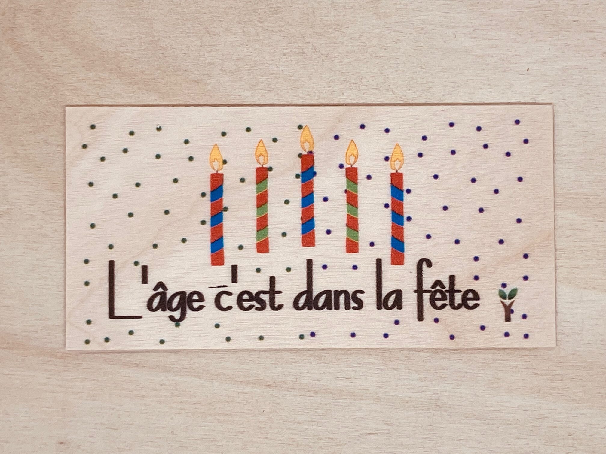 hylarion-cartes-l-ge-c-est-dans-la-f-te-carte-bois-anniversaire image 1