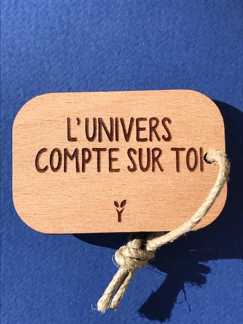 hylarion-porte-cl-s-univers-compte-sur-toi-porte-cl-s-bois image 1