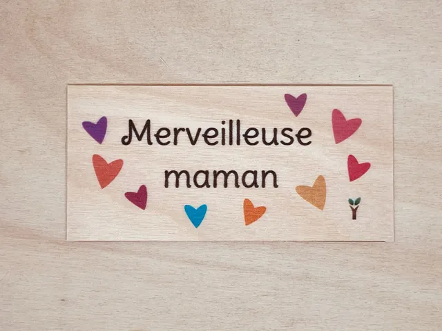 hylarion-cartes-merveilleuse-maman-carte-bois-cadeau-maman image 1