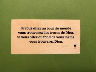 hylarion-cartes-traces-de-dieu-carte-bois-bout-du-monde image 1