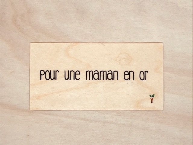 hylarion-cartes-carte-en-bois-pour-une-maman-en-or-10x5-cm image 1