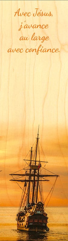 hironwoods-signet-bois-bateau-avec-j-sus-marque-page image 1